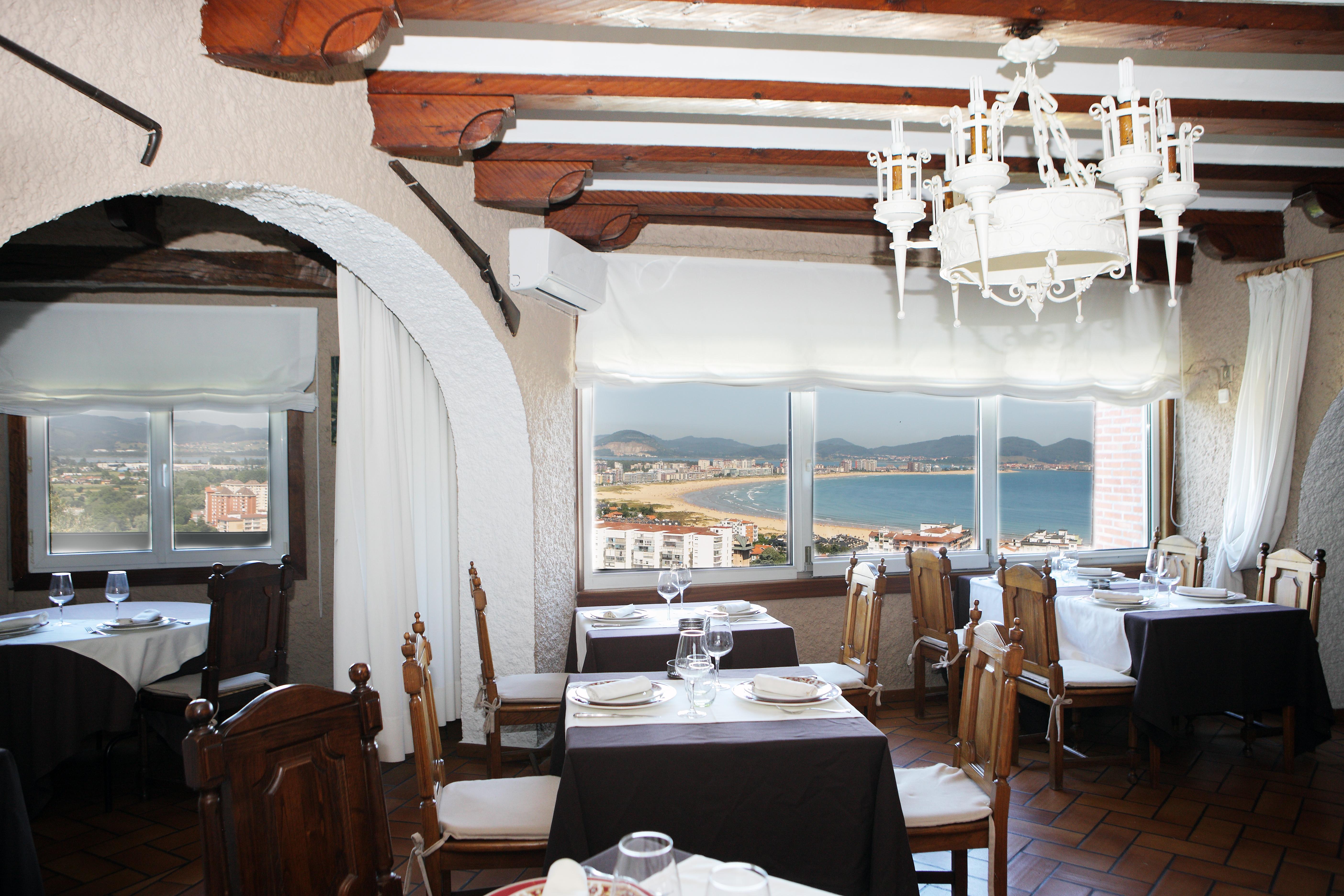 Hotel Restaurante Risco ラレード エクステリア 写真