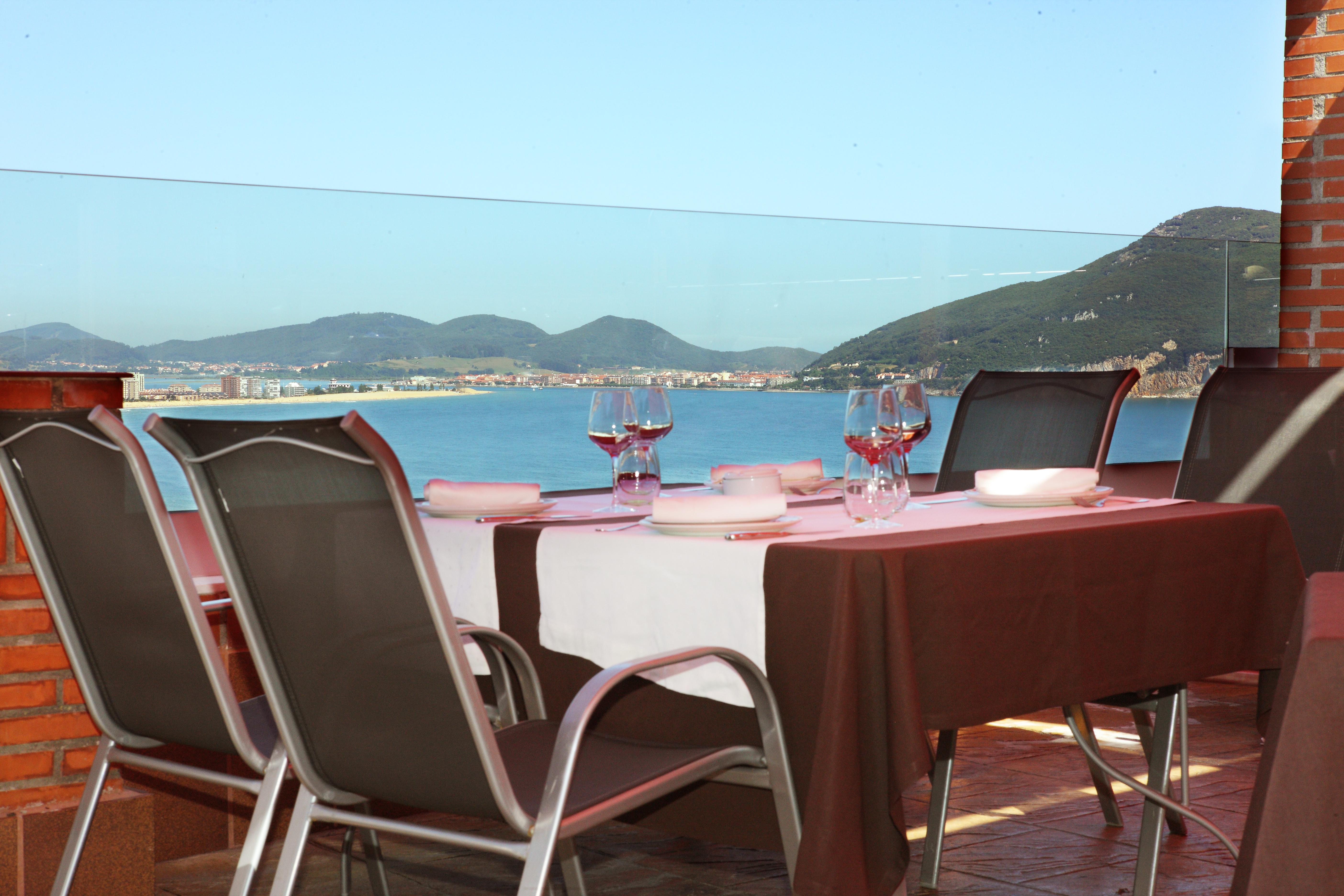 Hotel Restaurante Risco ラレード エクステリア 写真