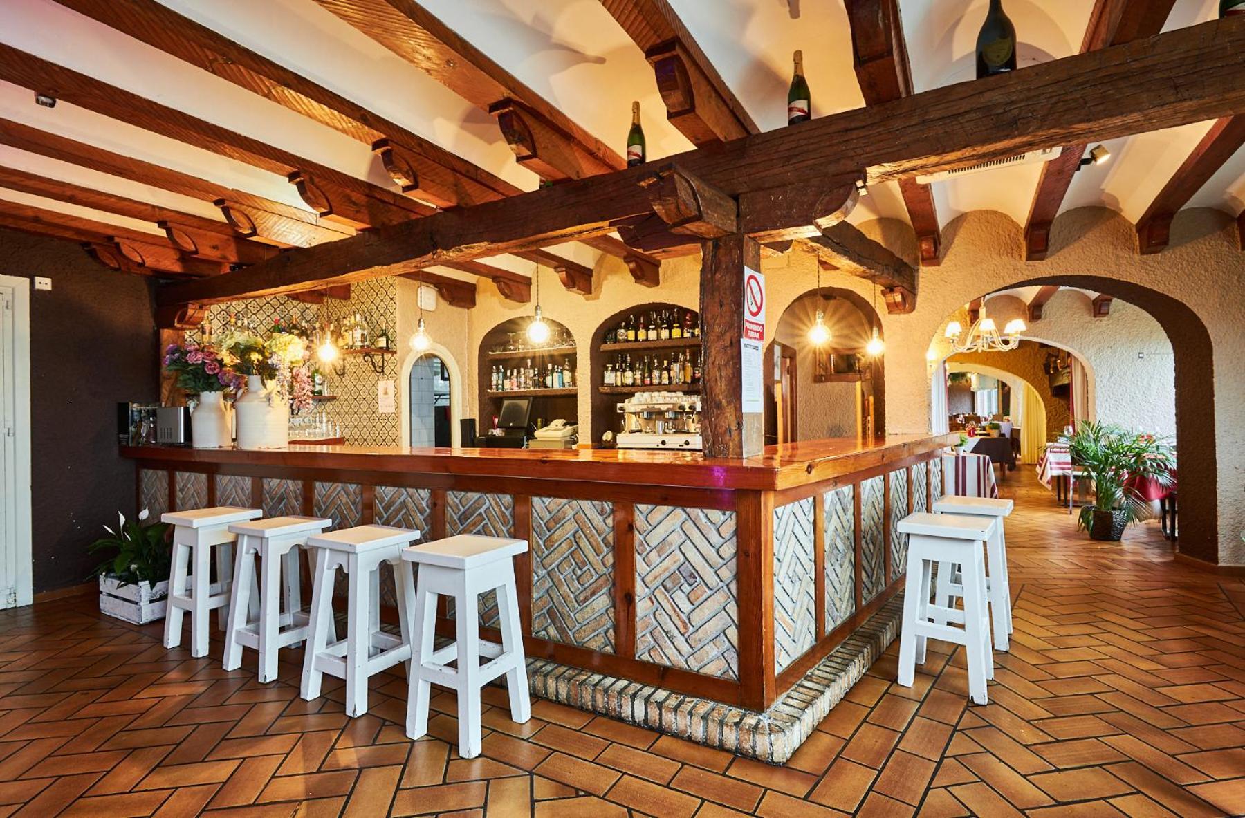Hotel Restaurante Risco ラレード エクステリア 写真